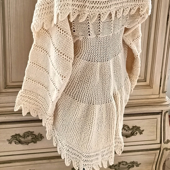 UNWORN CUSTOM KNITTED LAGENLOOK SHAWL SWEATER COVER UP!